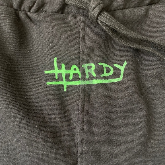 Ed Hardy Mens Fleece New York City Shorts Size M Black Graphic NWT Skull Snake - Picture 2 of 6